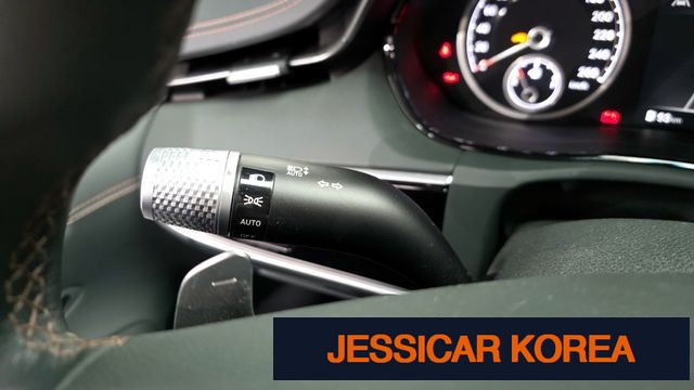 2021 Genesis GV70 - Thumbnail 7