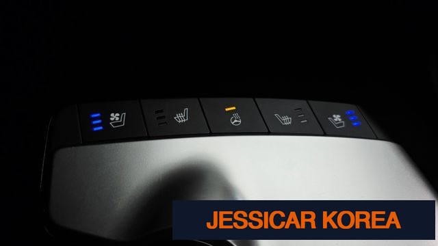 2022 Kia EV6 - Thumbnail 10