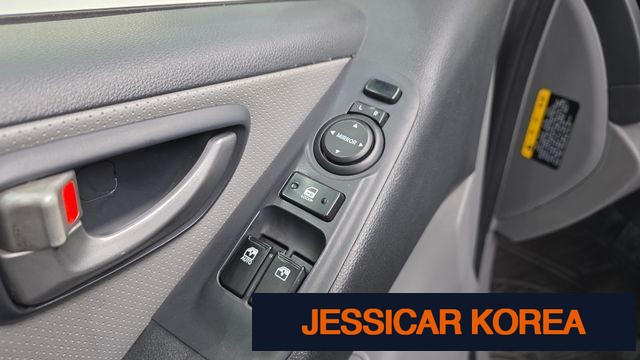 2017 Hyundai Grand Starex - Thumbnail 5