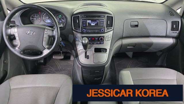 2017 Hyundai Grand Starex - Thumbnail 10