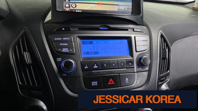 2014 Hyundai new tucson ix - Thumbnail 10