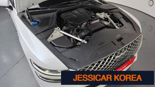 2024 Genesis G80 (RG3) - Thumbnail 10