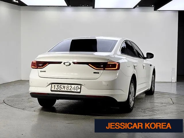 2017 Renault Korea SM6 - Thumbnail 8