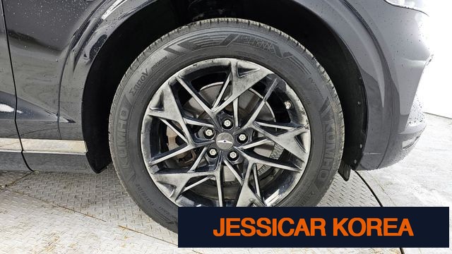 2021 Genesis GV70 - Thumbnail 8