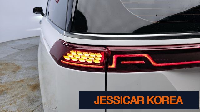 2023 Kia Carnival 4th Gen - Thumbnail 3