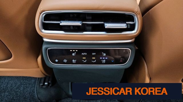 2025 Genesis GV80 - Thumbnail 3