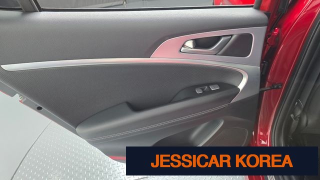 2019 Genesis G70 - Thumbnail 8
