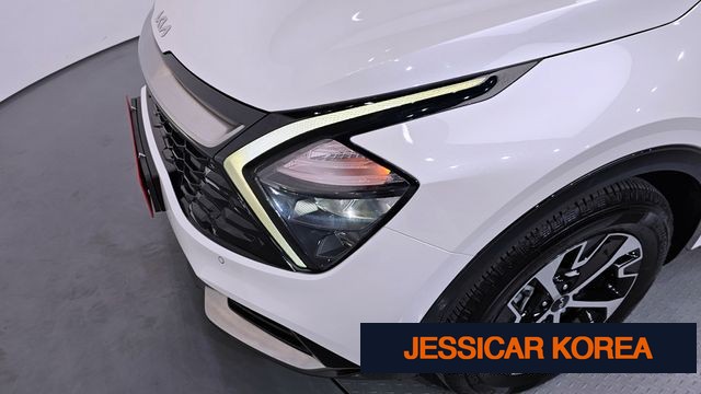 2023 Kia Sportage 5th generation hybrid - Thumbnail 2