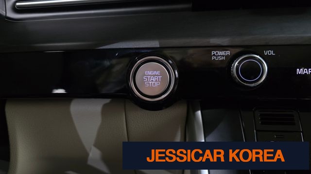 2021 Kia Carnival 4th Gen - Thumbnail 2