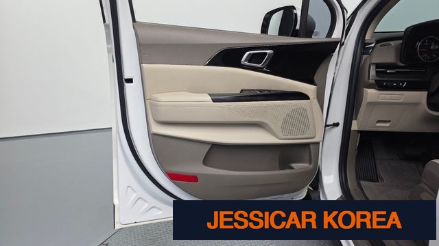 2021 Kia Carnival 4th Gen - Thumbnail 3