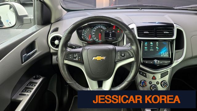 2017 Chevrolet The New Aveo Sedan - Thumbnail 3