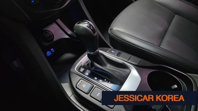 2018 Hyundai Santa Fe The Prime - Thumbnail 3