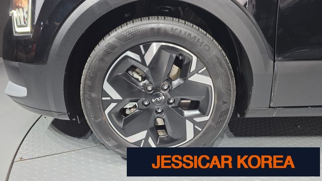 2024 Kia The All New Niro EV - Thumbnail 3