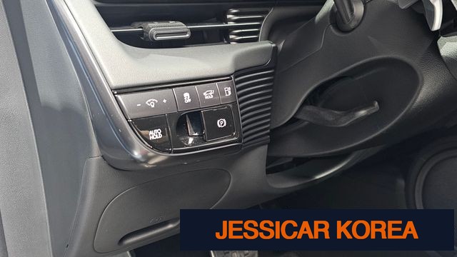 2025 Hyundai Ioniq 5 - Thumbnail 4