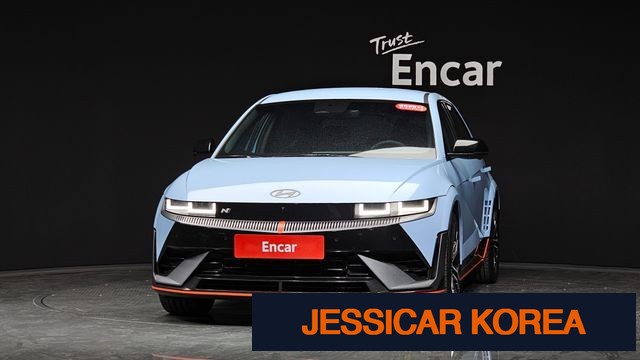 2025 Hyundai Ioniq 5 - Thumbnail 9