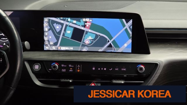 2022 Kia K8 - Thumbnail 4