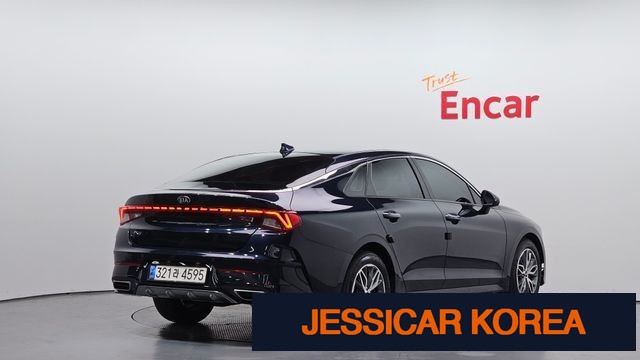 2021 Kia K5 3rd Gen - Thumbnail 10