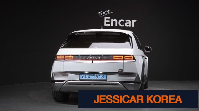 2024 Hyundai Ioniq 5 - Thumbnail 5