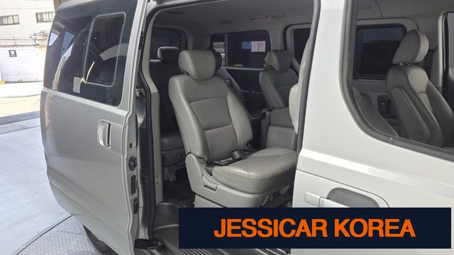 2017 Hyundai Grand Starex - Thumbnail 6