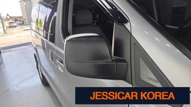 2017 Hyundai Grand Starex - Thumbnail 10
