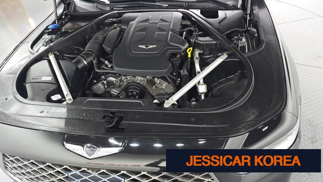 2019 Genesis G90 - Thumbnail 8