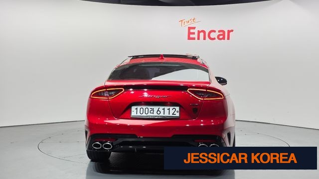 2018 Kia Stinger - Thumbnail 4