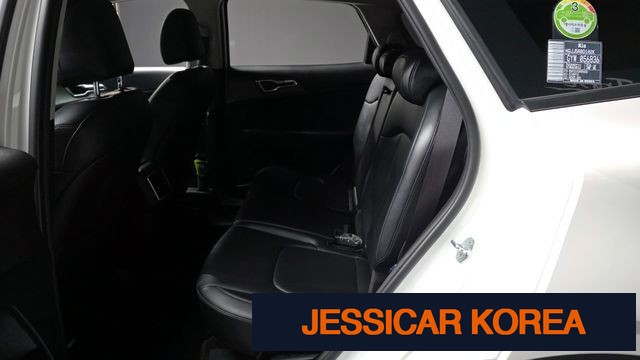2022 Kia Sportage 5th Gen - Thumbnail 10