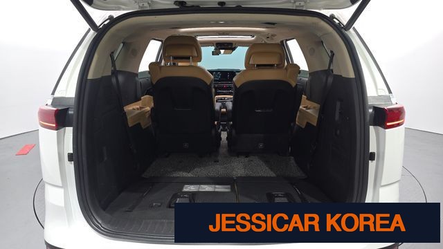 2021 Kia Carnival 4th Gen - Thumbnail 8