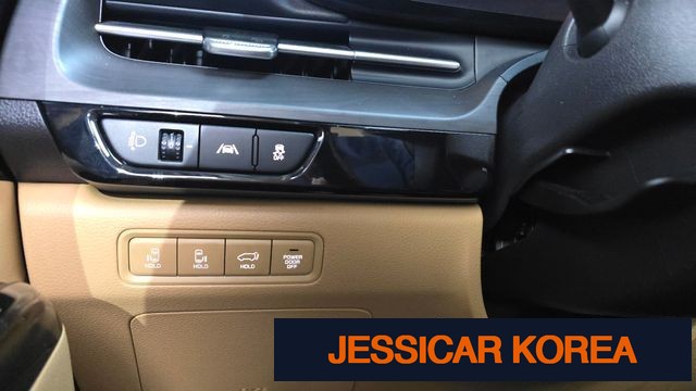 2021 Kia Carnival 4th Gen - Thumbnail 9