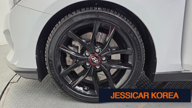 2019 Hyundai Veloster (JS) - Thumbnail 10