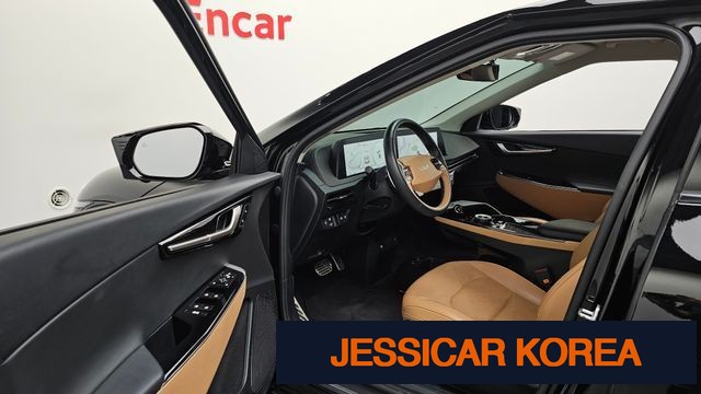 2023 Kia EV6 - Thumbnail 7