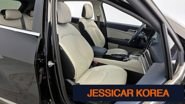 2023 Kia Sportage 5th generation hybrid - Thumbnail 4