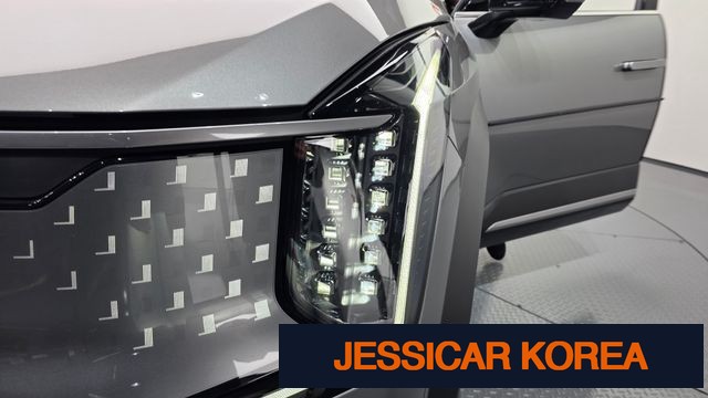 2024 Kia EV9 - Thumbnail 2