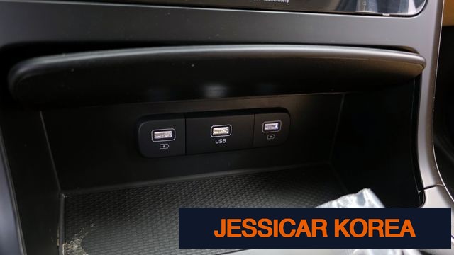 2023 Kia Carnival 4th Gen - Thumbnail 2
