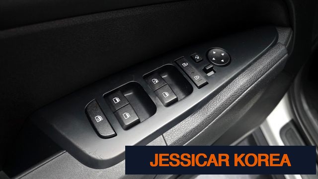 2022 Kia Sportage 5th Gen - Thumbnail 7