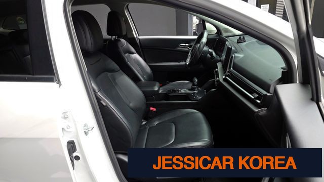2022 Kia Sportage 5th Gen - Thumbnail 8