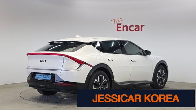 2024 Kia EV6 - Thumbnail 8