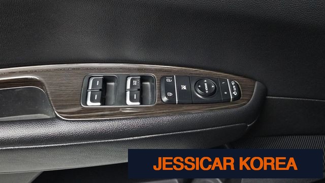 2016 Kia K5 2nd generation - Thumbnail 3