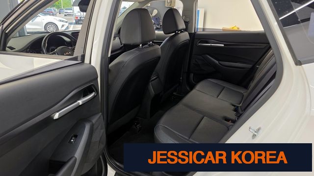 2023 Kia Seltos - Thumbnail 8