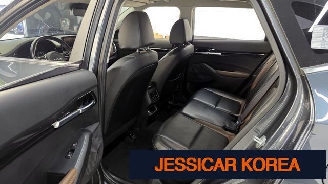 2023 Kia Seltos - Thumbnail 5