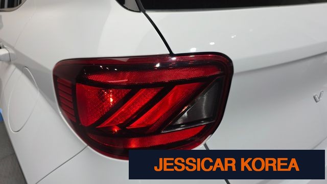 2022 Hyundai Venue - Thumbnail 5