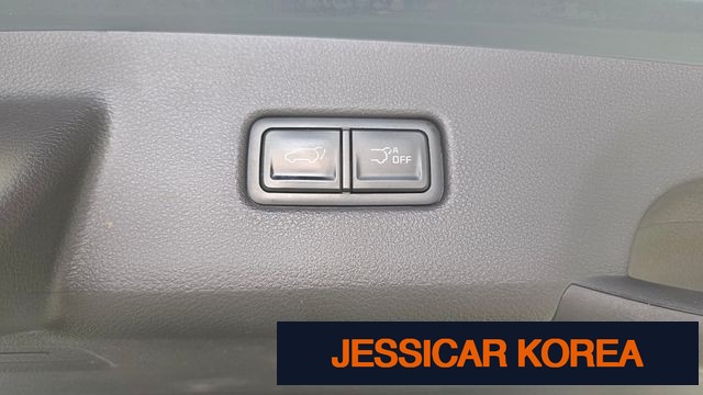 2021 Kia Carnival 4th Gen - Thumbnail 2