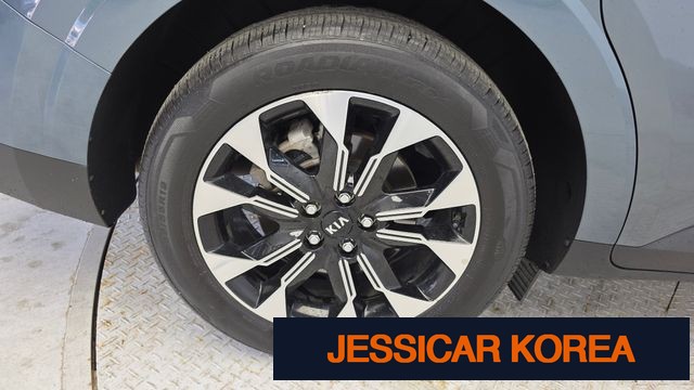 2021 Kia Carnival 4th Gen - Thumbnail 3