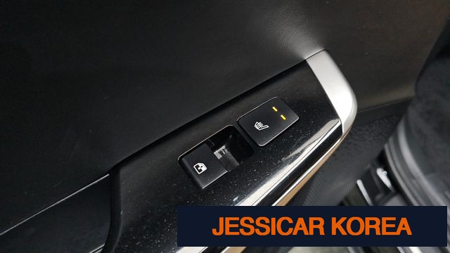 2023 Kia EV6 - Thumbnail 6