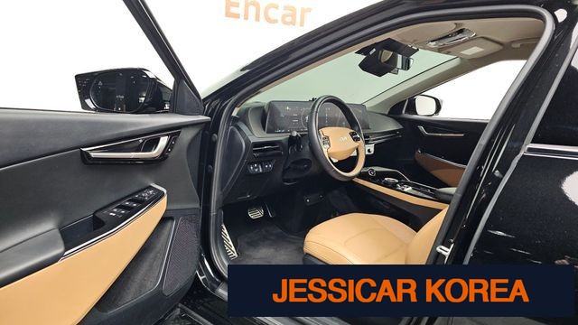 2023 Kia EV6 - Thumbnail 10