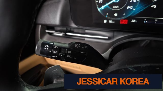 2021 Kia Carnival 4th Gen - Thumbnail 3