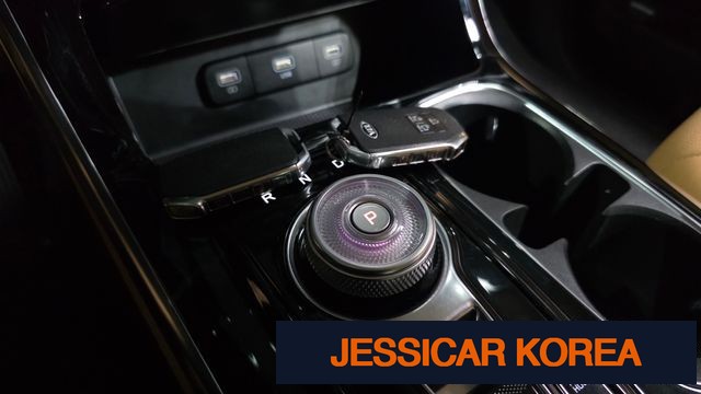 2021 Kia Carnival 4th Gen - Thumbnail 4