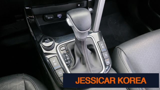 2023 Kia Seltos - Thumbnail 10