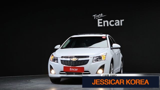 2013 Chevrolet Cruze - Thumbnail 4