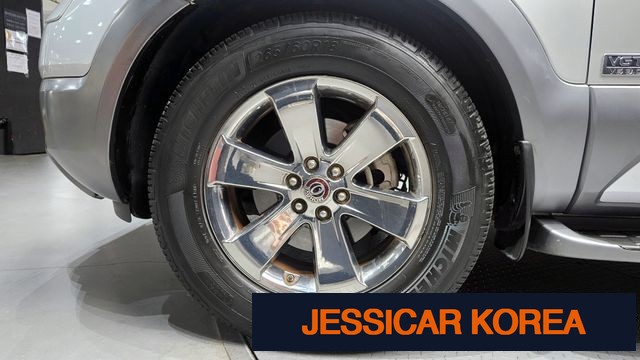 2012 Kia Mohave - Thumbnail 9